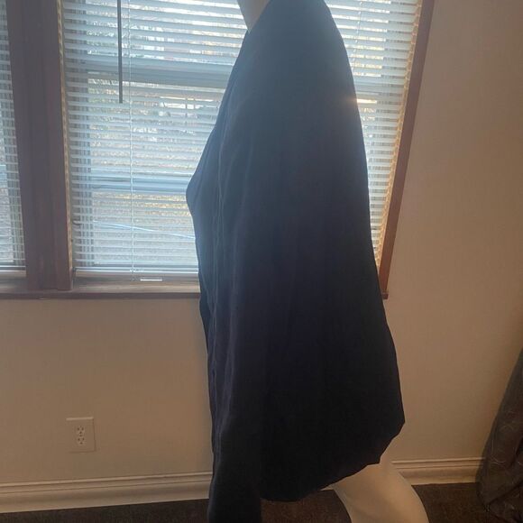 Sag Harbor Navy Blue 3 button Linen blazer, size 18 - Picture 2 of 5